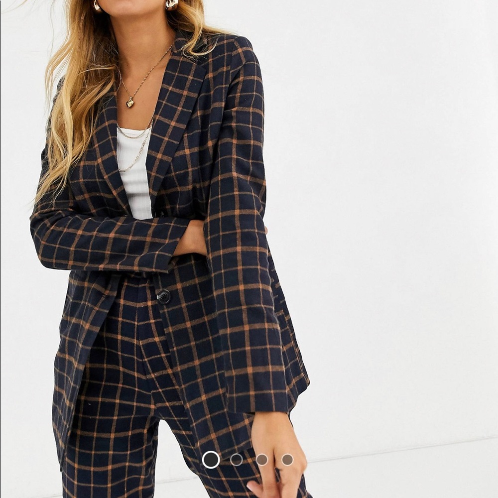 NWT heartbreak navy plaid windowpane blazer from ASOS. Size XS. New with tags